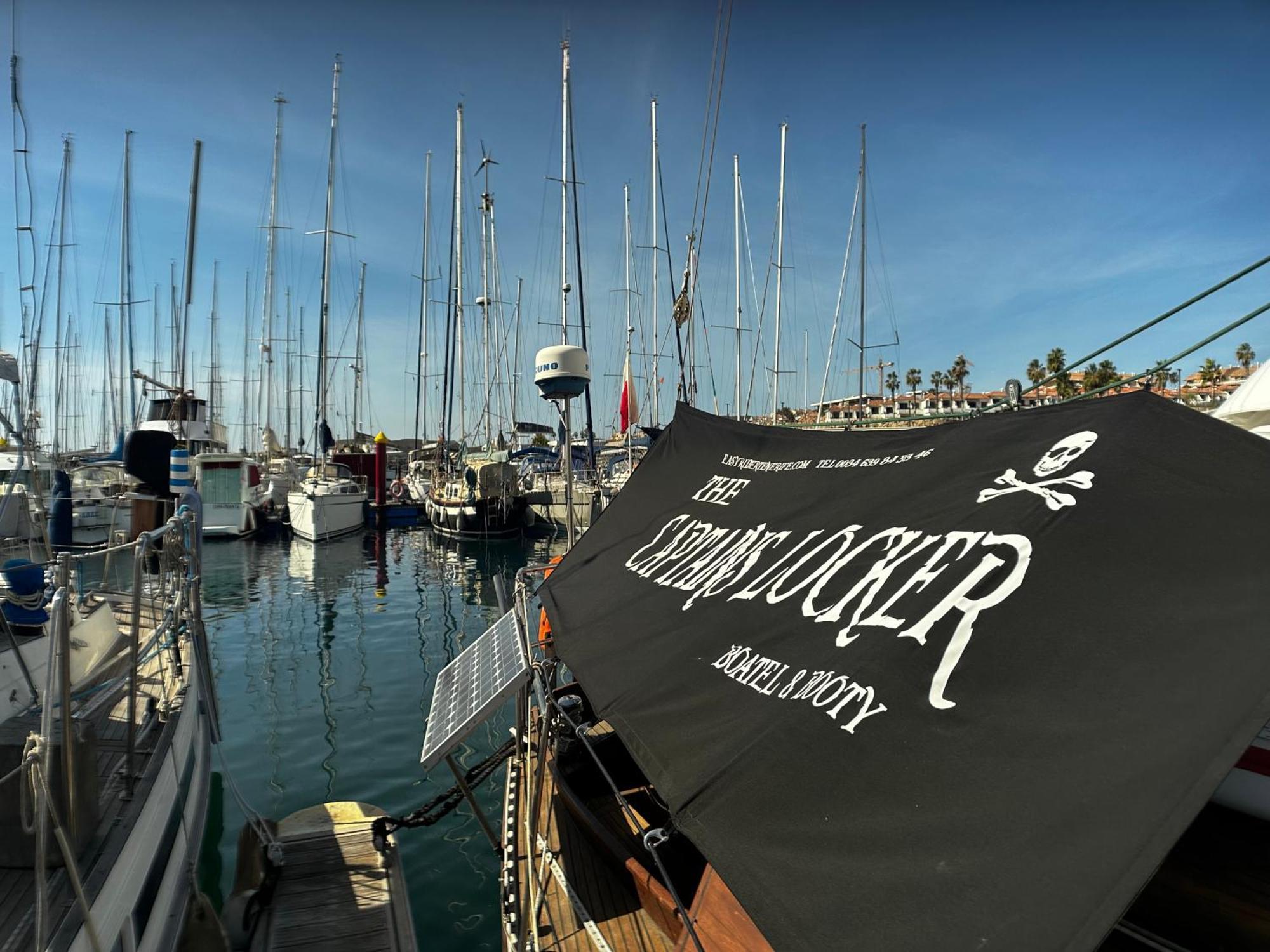 The Captains Locker - 30Ft Yacht San Miguel de Abona Ngoại thất bức ảnh