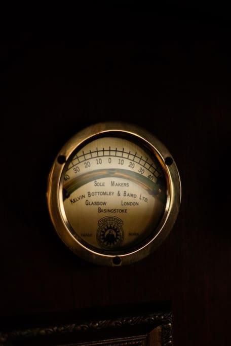 The Captains Locker - 30Ft Yacht San Miguel de Abona Ngoại thất bức ảnh