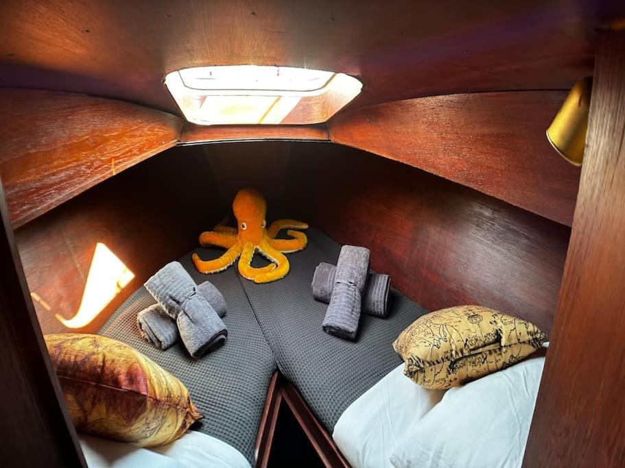 The Captains Locker - 30Ft Yacht San Miguel de Abona Ngoại thất bức ảnh
