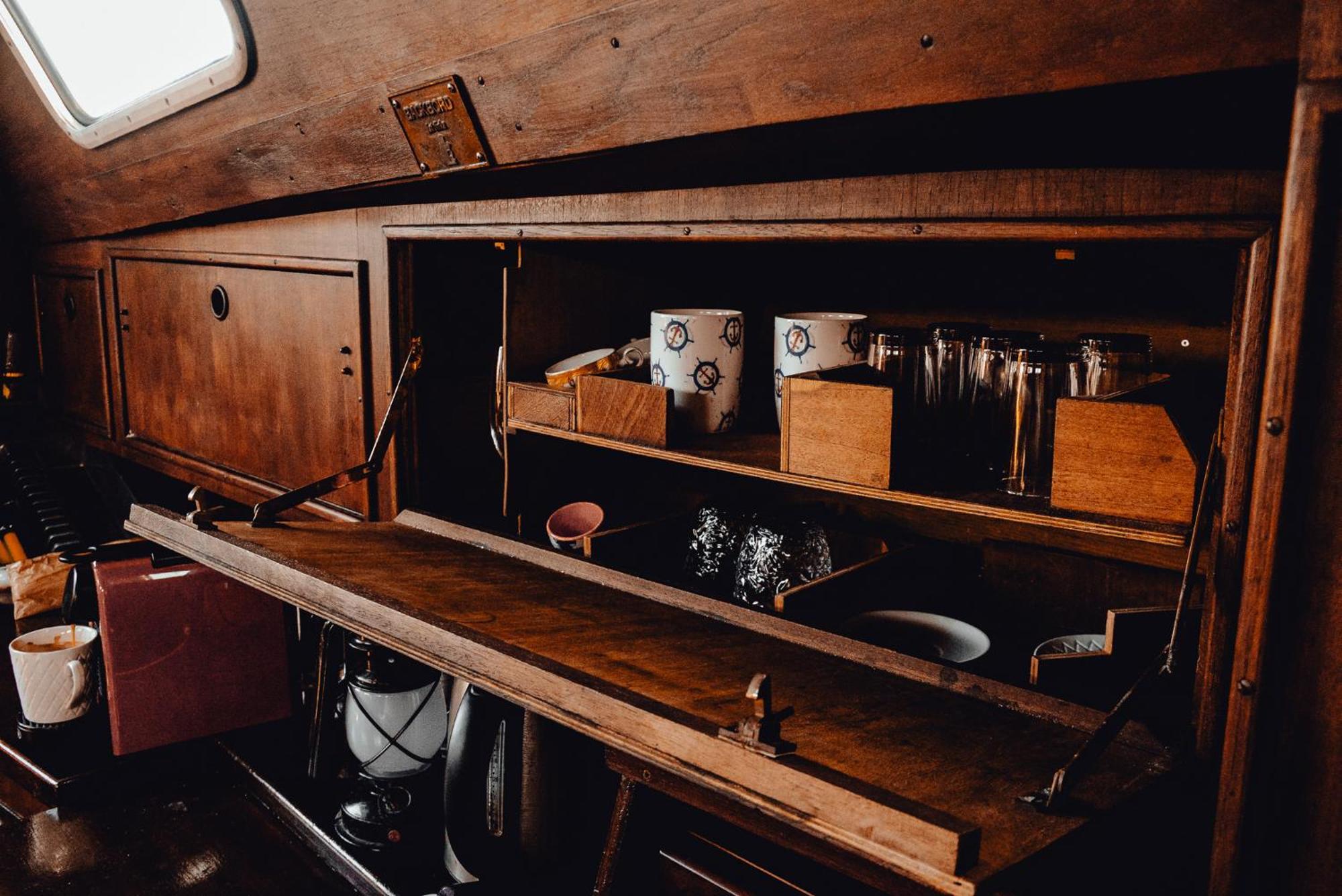 The Captains Locker - 30Ft Yacht San Miguel de Abona Ngoại thất bức ảnh